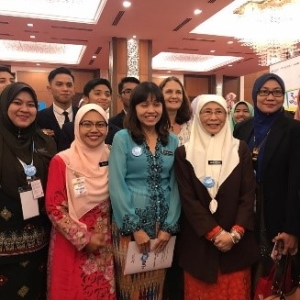 group-picture-with-the-deputy-prime-minister-and-deputy-minister-of-education