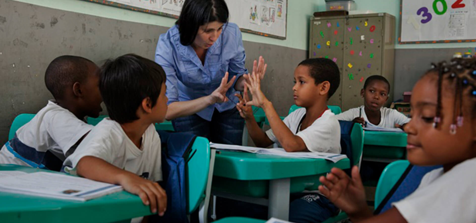 Call for applications and nominations for the 2020 UNESCO International Literacy Prizes